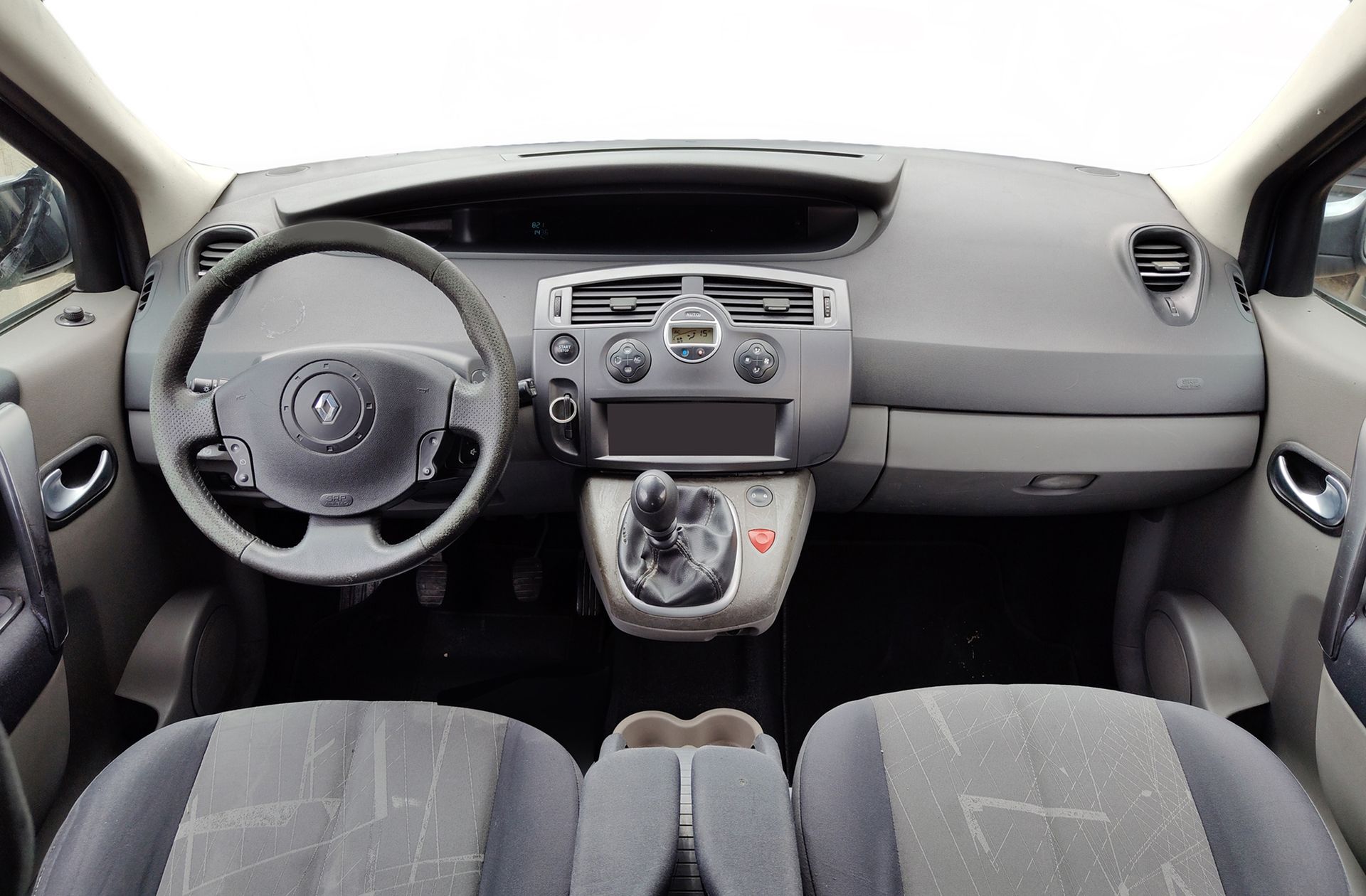 Renault Scénic 1.9 dCi Luxe Dynamique - foto 6