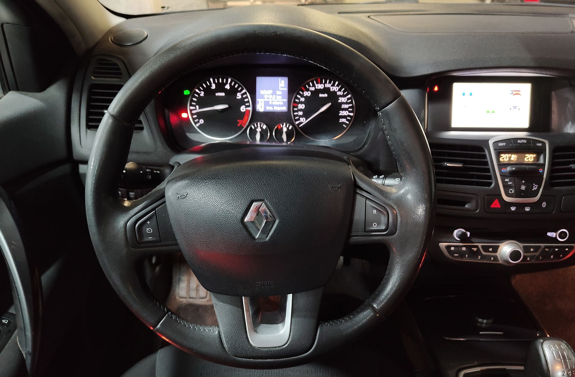 Renault Laguna 2.0 Expression TomTom - foto 18