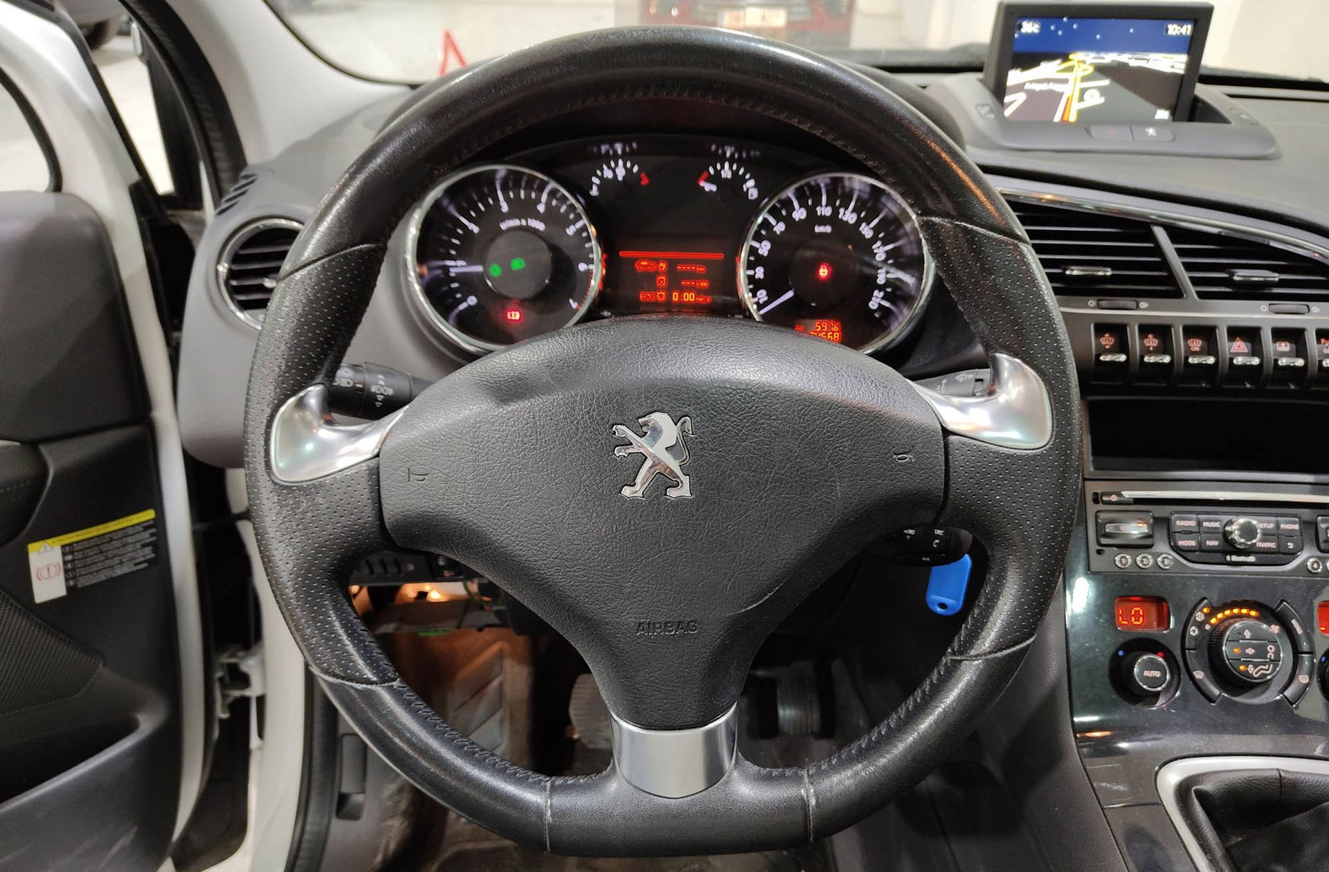 Peugeot 3008 1.2 PureTech Allure - foto 23