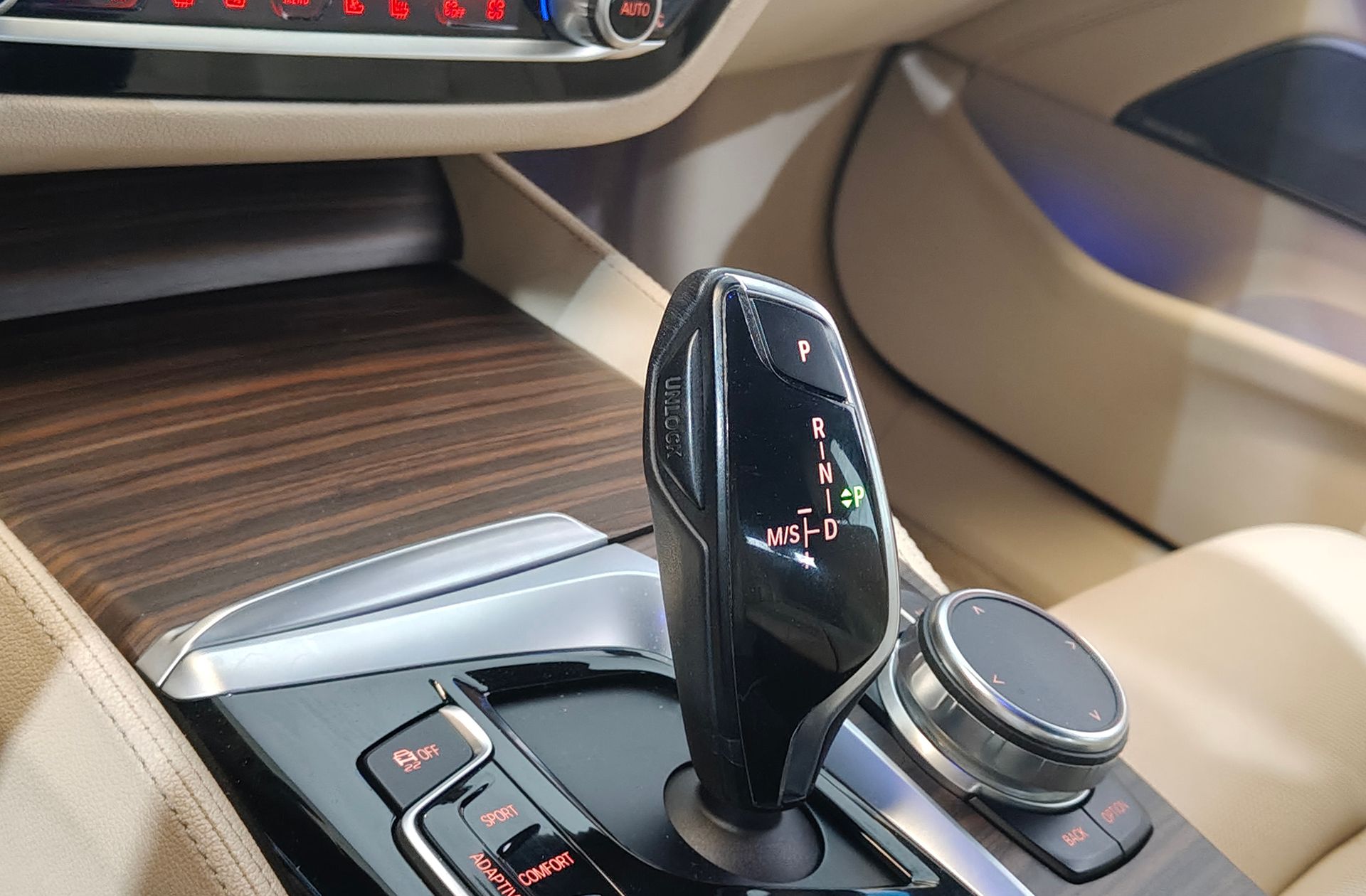 BMW Serie 5 540i xDrive Touring Pack M - foto 6