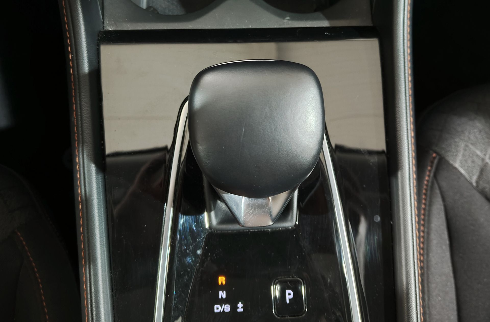 MG HS 1.5T Comfort DCT - foto 5