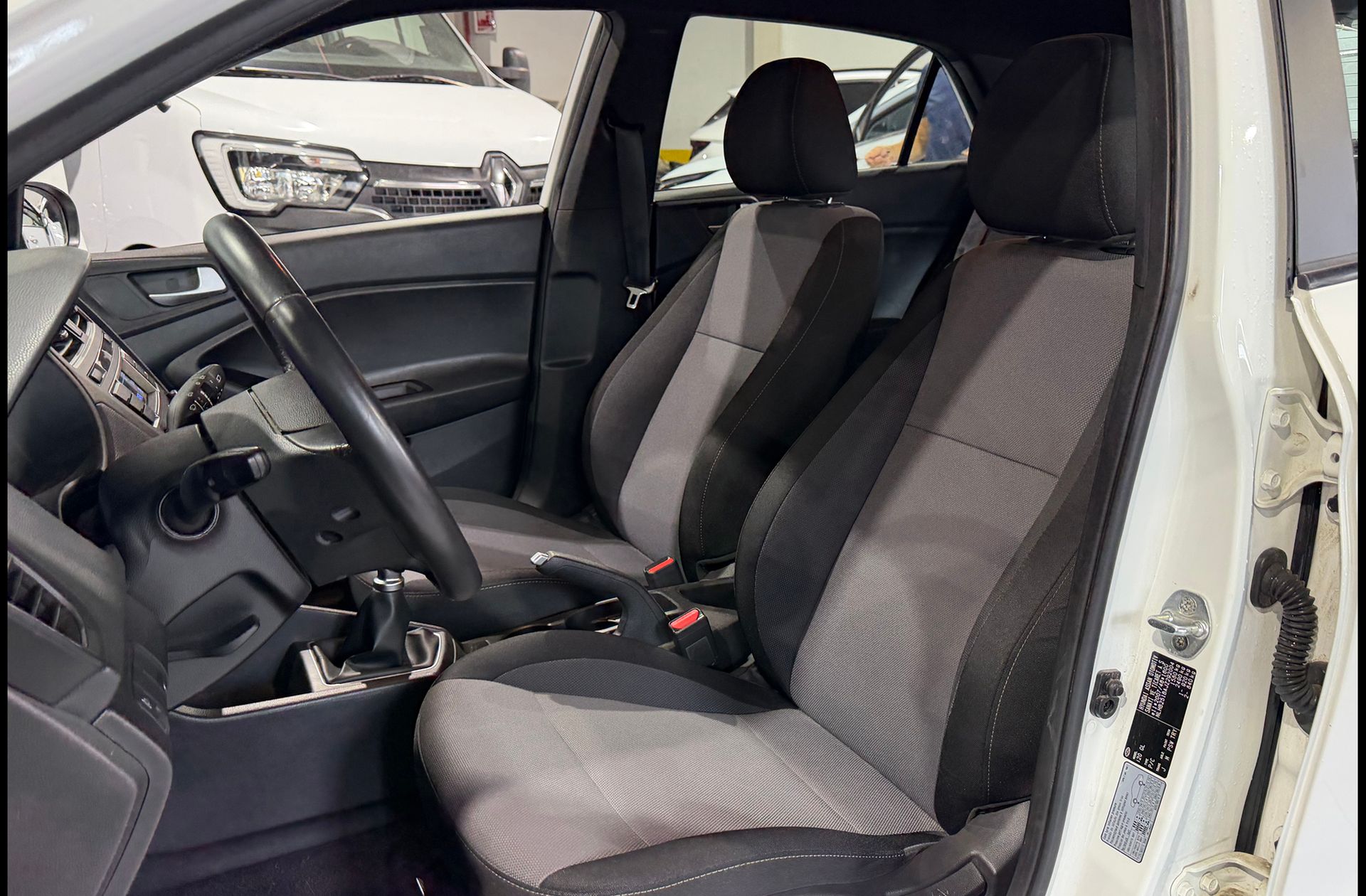 Hyundai i20 1.2 MPI Fresh - foto 8