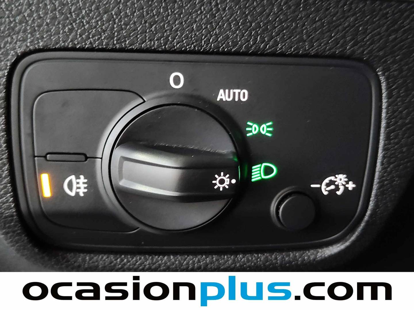 Foto Audi Q2 Audi Q2 Advanced 30 TDI (116 CV)