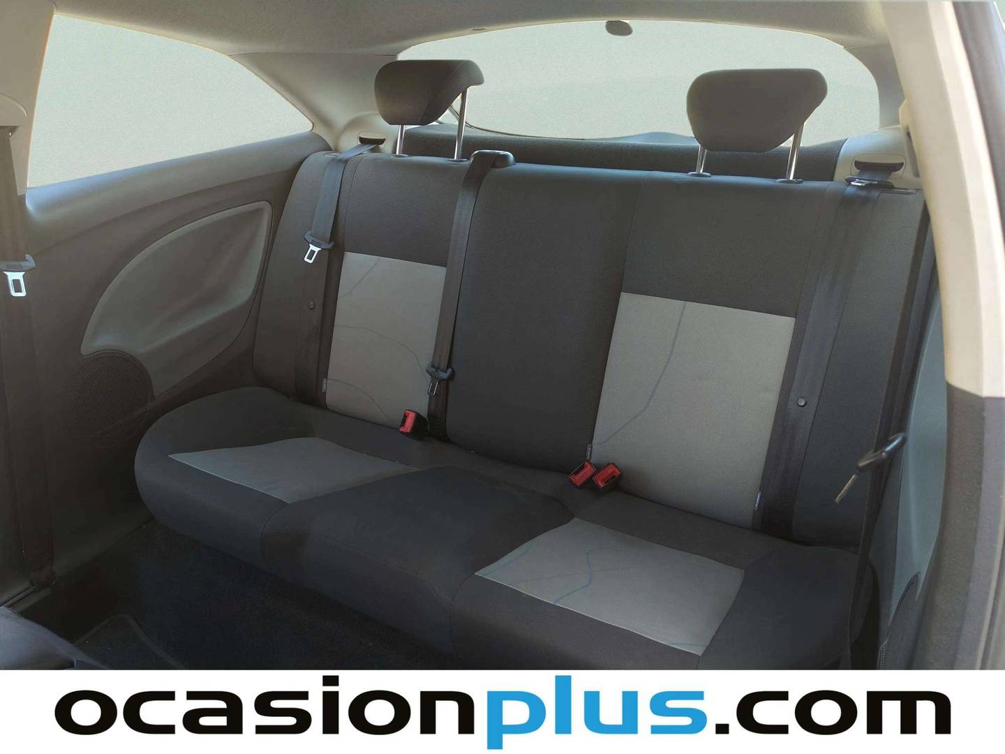 Foto asientos traseros Seat Ibiza Seat Ibiza SC 1.2 TDI CR Reference (75 CV)