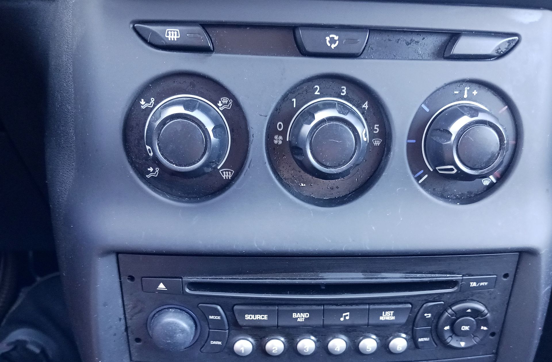 Citroën C3 HDi 70 Attraction - foto 25