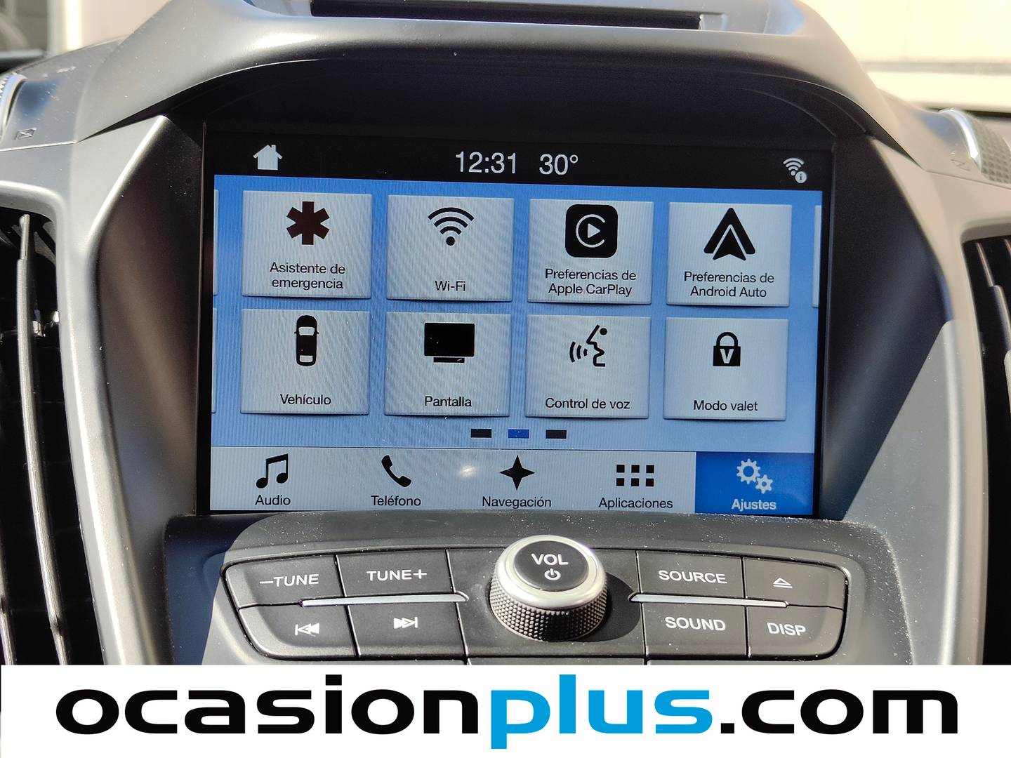 Equipamiento del Ford Kuga Ford Kuga 1.5 TDCI S&S Titanium 4x2 (120 CV)