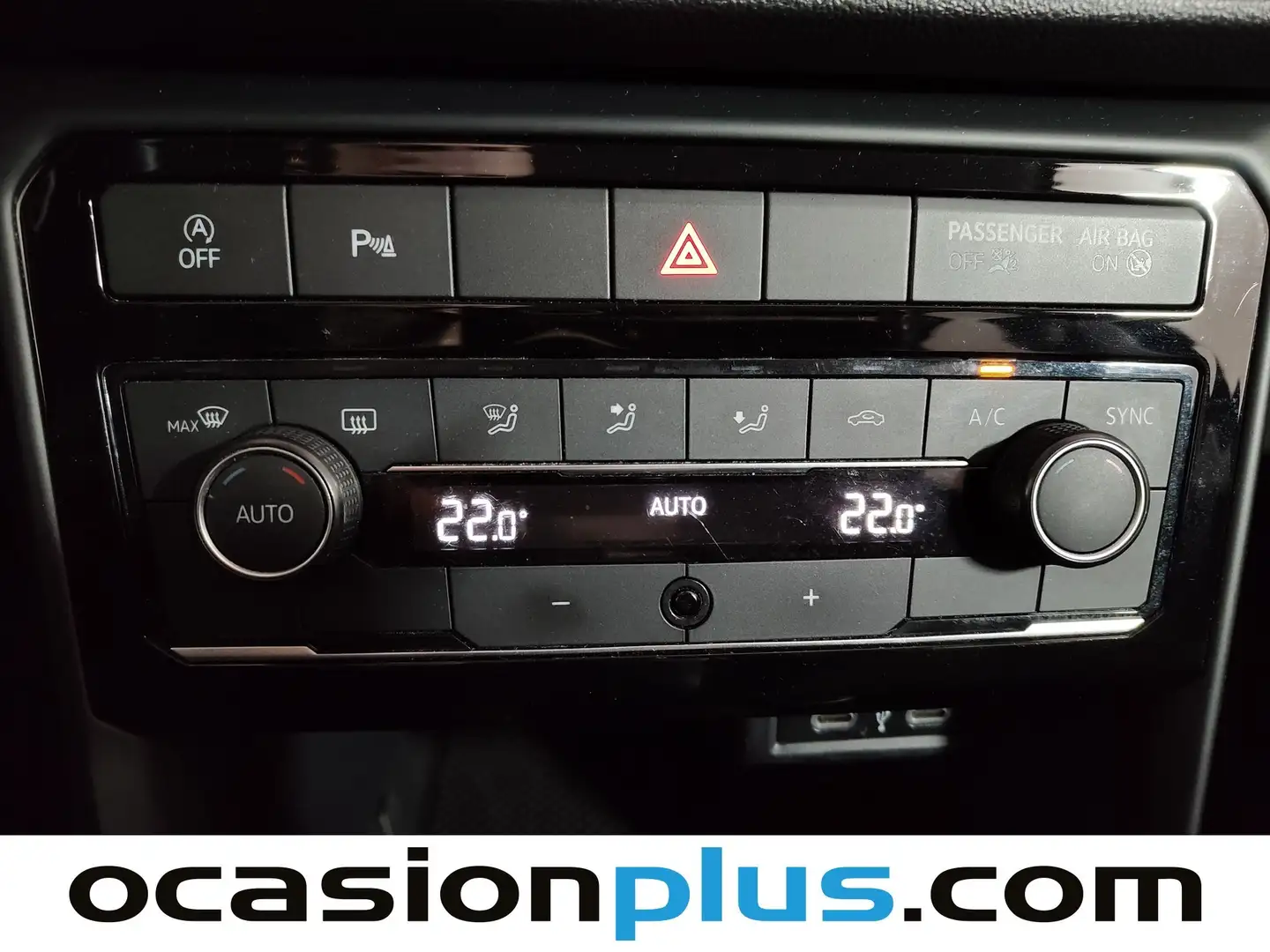 Foto Volkswagen T-Cross Volkswagen T-Cross Advance 1.0 TSI (110 CV) DSG