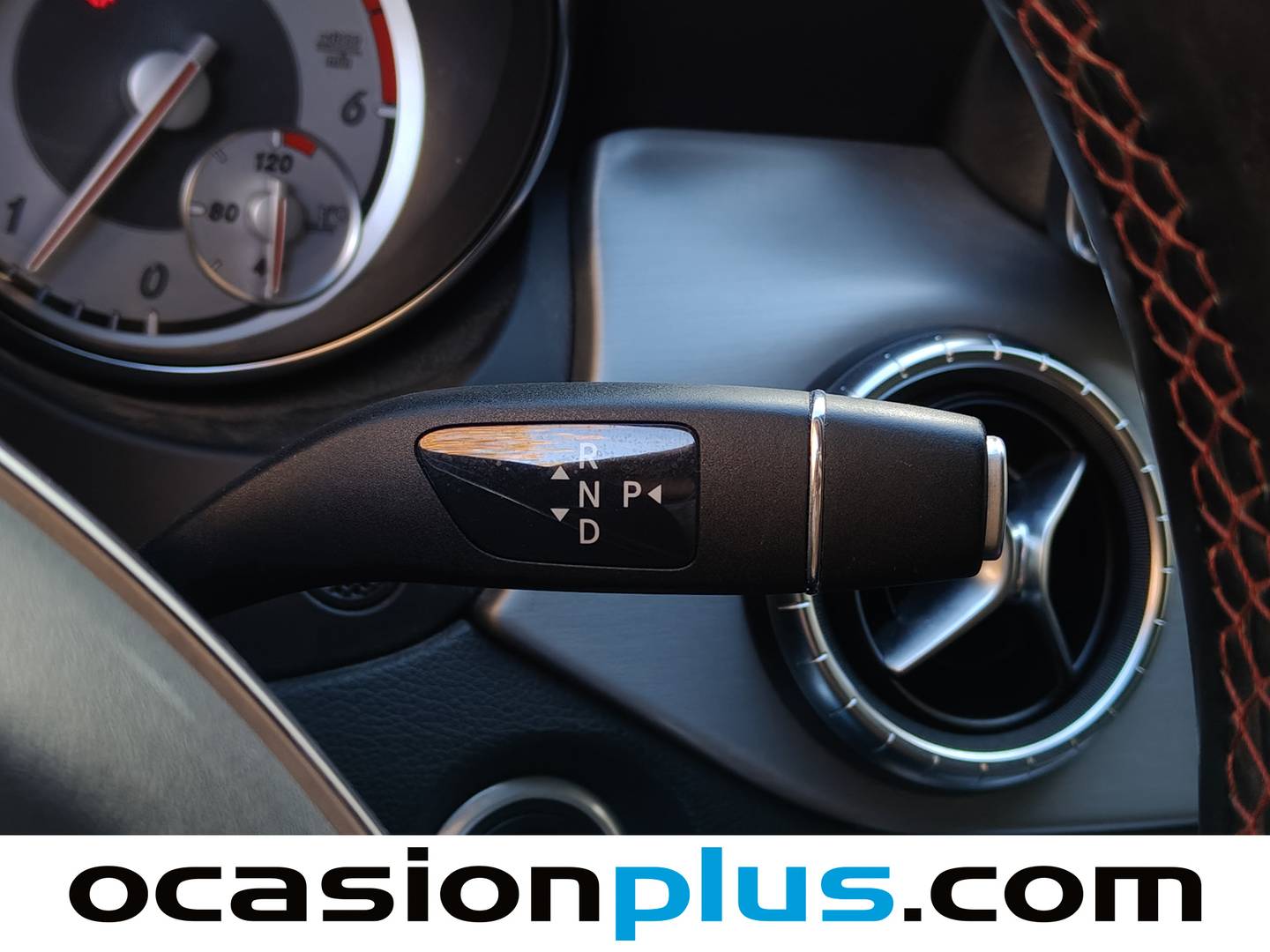 Foto Mercedes CLA Mercedes-Benz CLA Shooting Brake 200 d AMG Line (136 CV)