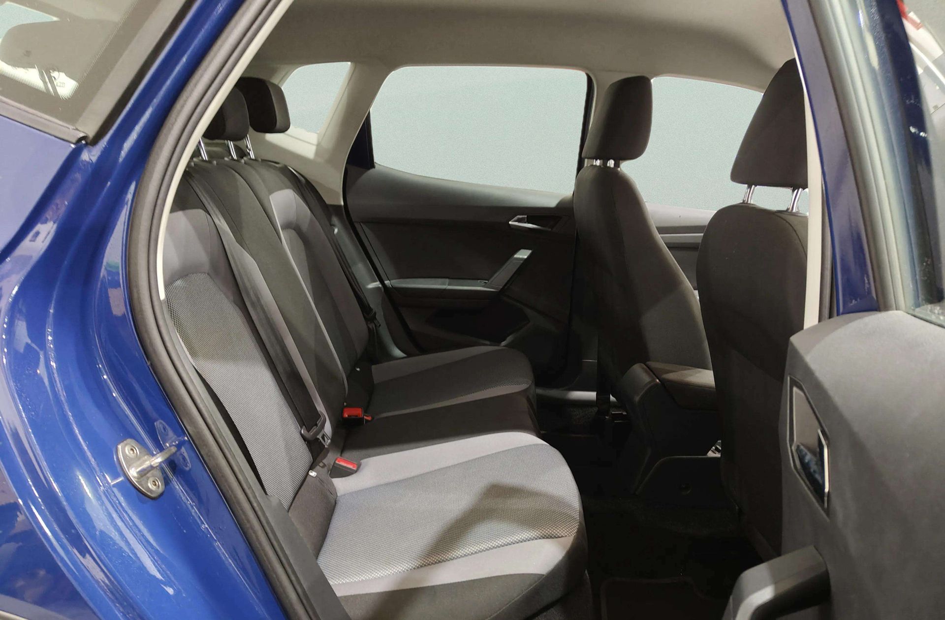 SEAT Arona 1.6 TDI Ecomotive Style - foto 16