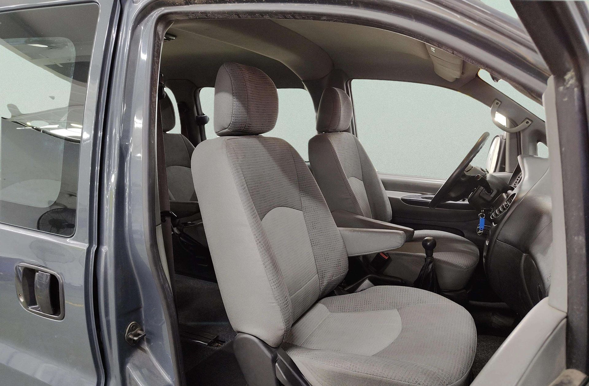 Hyundai H-1 2.5 CRDi VGT Top 7 plazas - foto 12