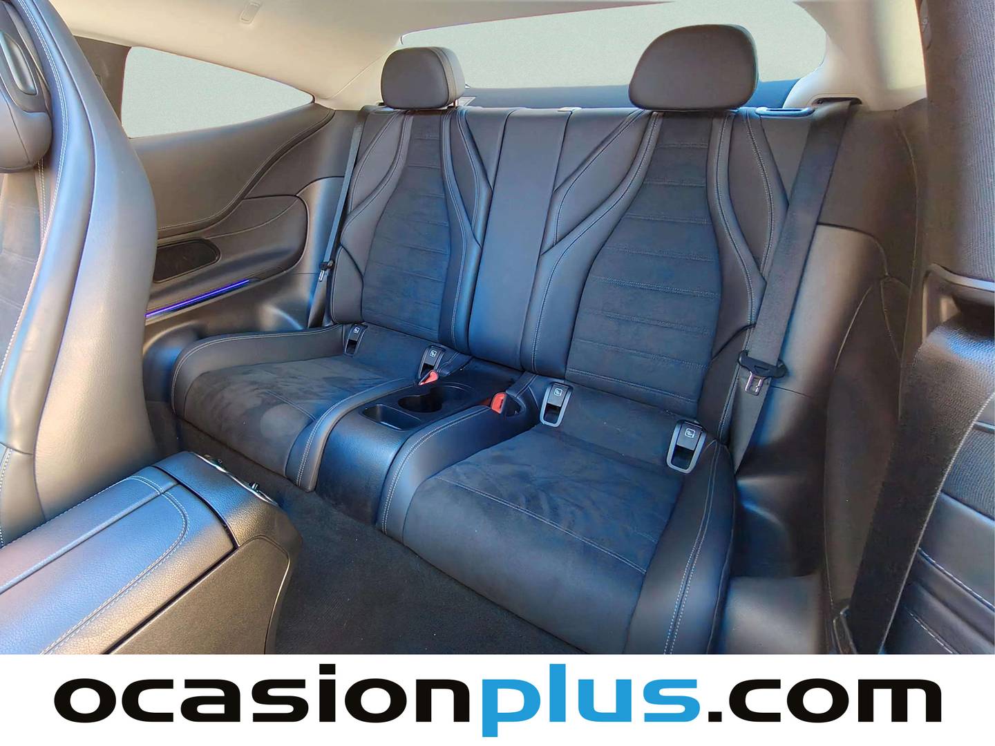 Foto asientos traseros Mercedes CLE Mercedes CLE 220 d Coupe (197 CV) Pack AMG