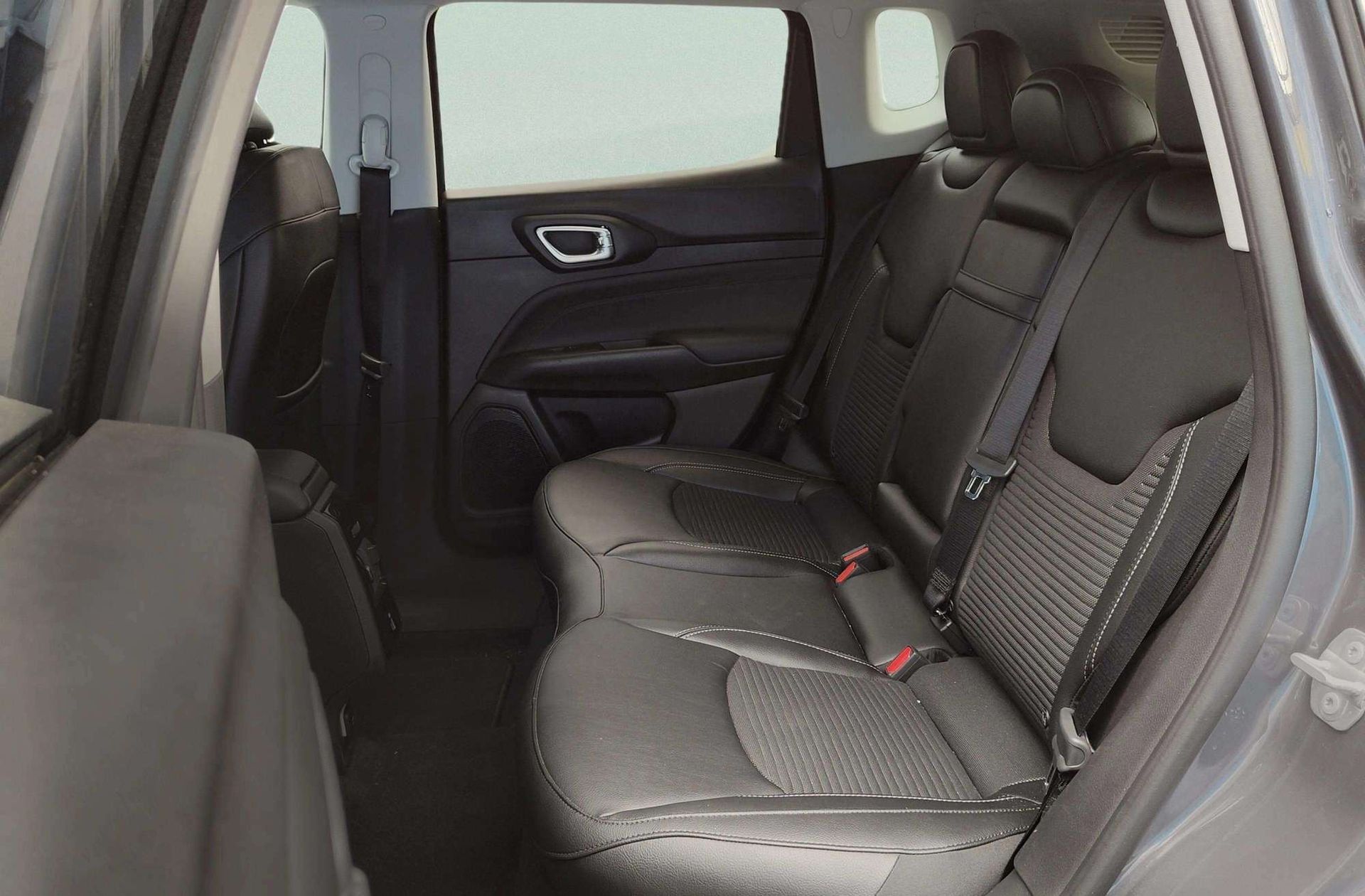 Jeep Compass 1.6 MultiJet Limited 4x2 - foto 14