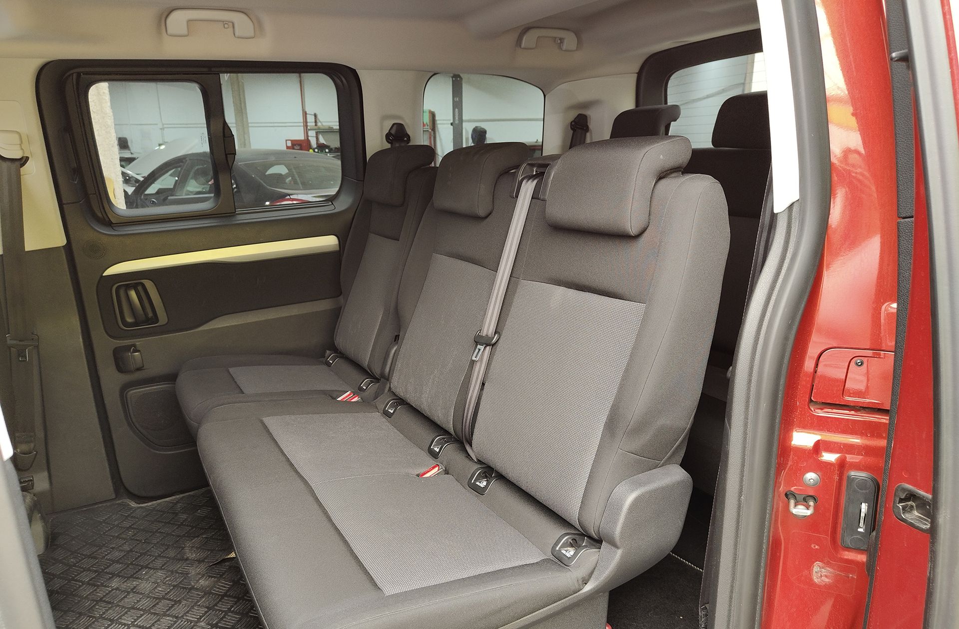 Citroën SpaceTourer BlueHDi 150 Talla XS Business 8 plazas - foto 12