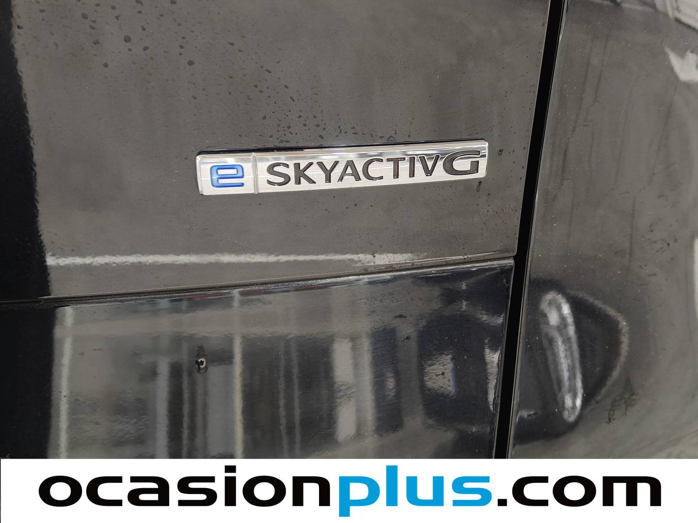 Foto Mazda CX-30 Mazda CX-30 e-SKY G MHEV Prime-line AT (140 CV)