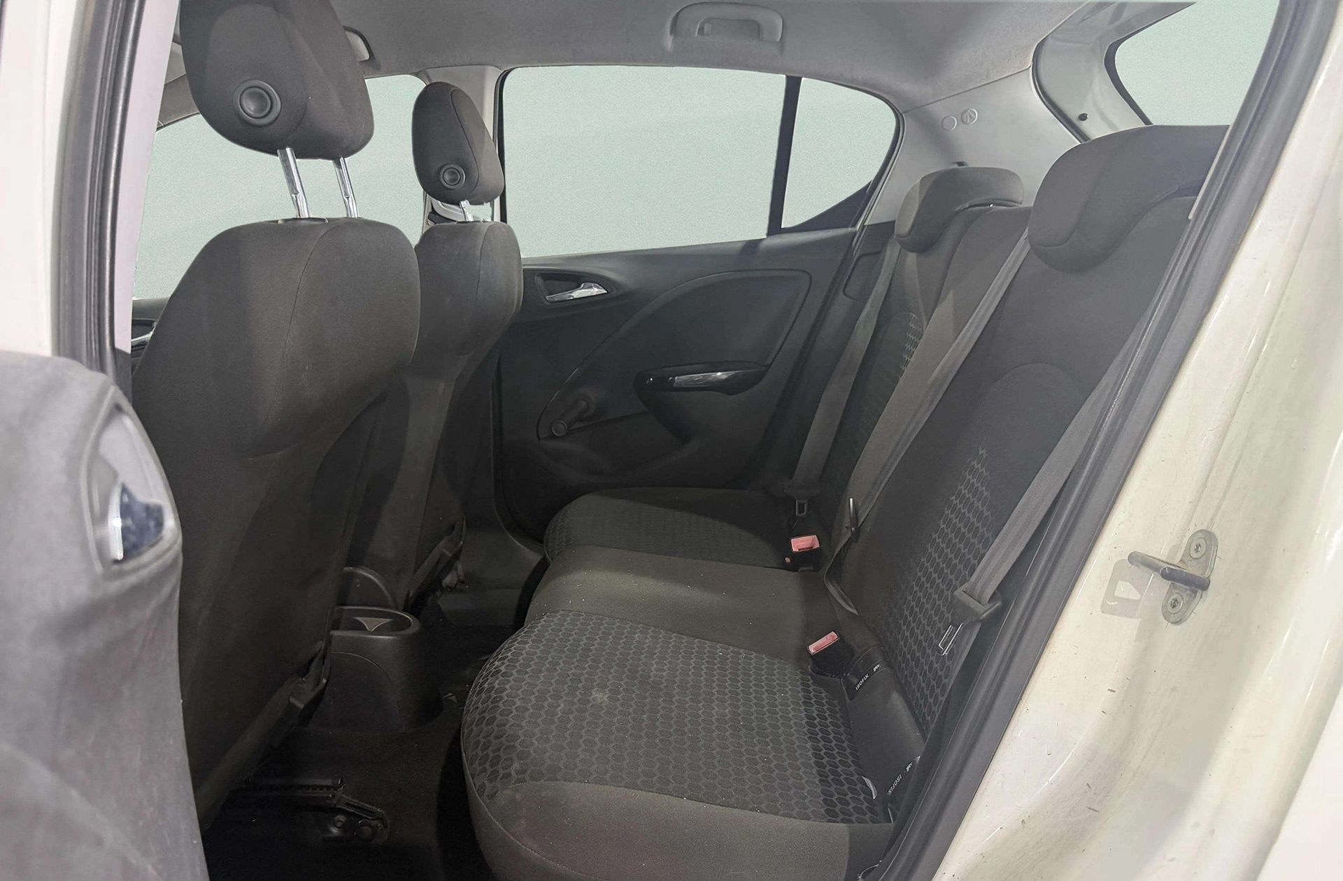 Opel Corsa 1.4 Selective - foto 10