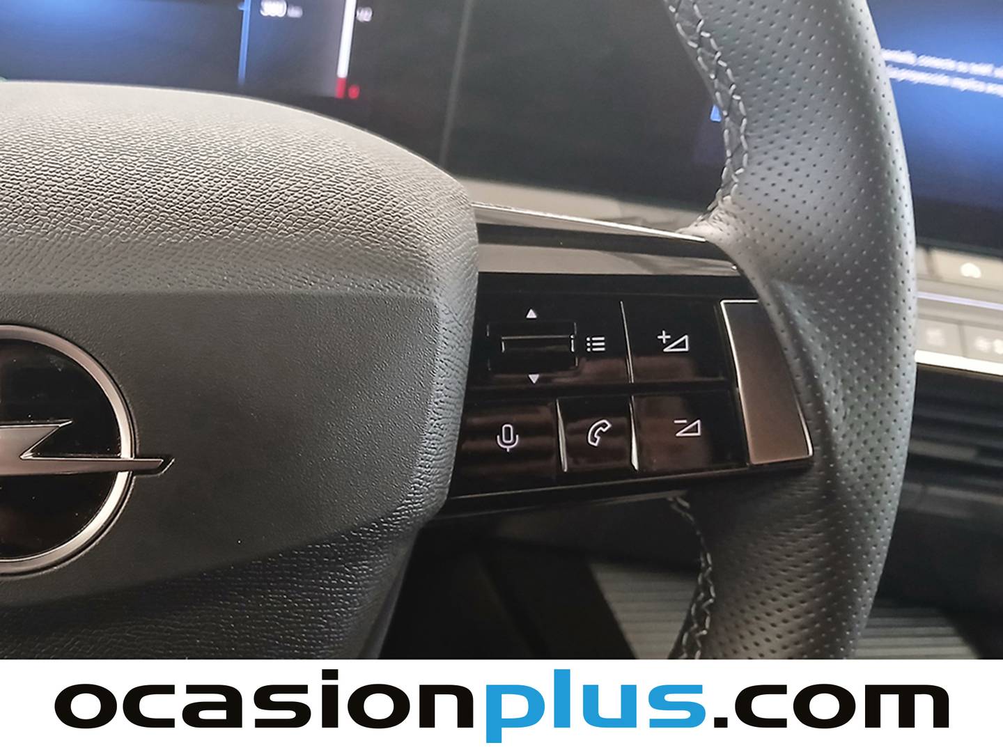 Foto Opel Astra Opel Astra 1.2 Turbo XHT GS (130 CV)