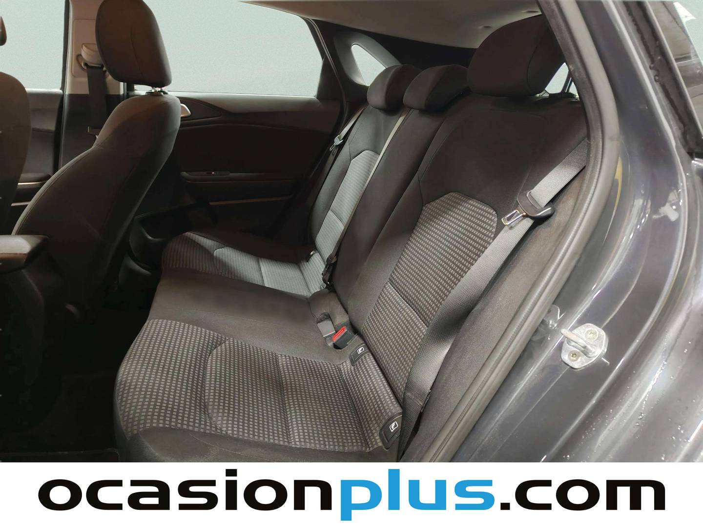 Foto asientos traseros KIA Ceed Kia Ceed 1.0 T-GDi Concept (120 CV)