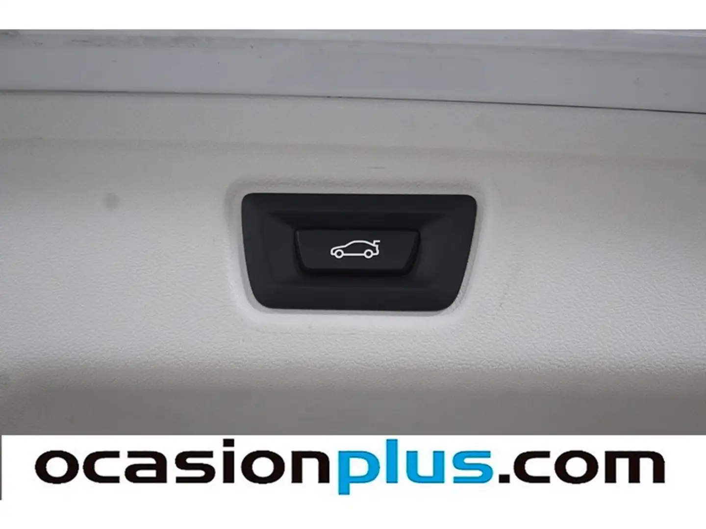 Foto BMW Serie 3 BMW Serie 3 318d Touring (150 CV)