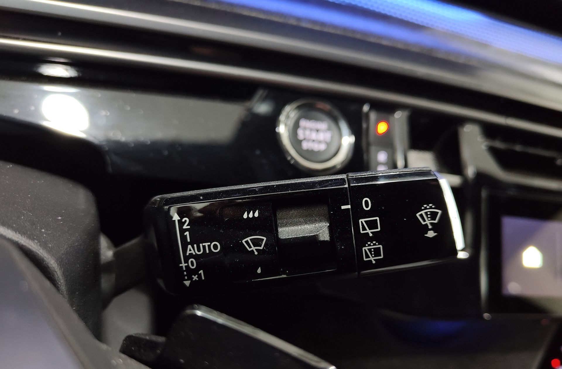 Peugeot 5008 1.2 GT eDCS6 7 plazas - foto 30