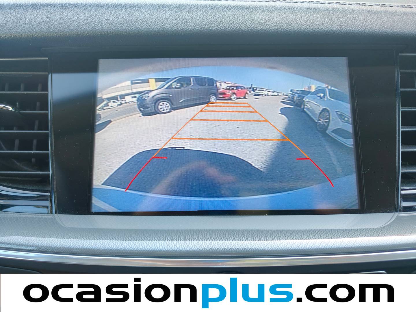 Equipamiento del Opel Insignia Opel Insignia Sports Tourer 1.6 CDTI S&S ecoTEC Selective (136 CV)
