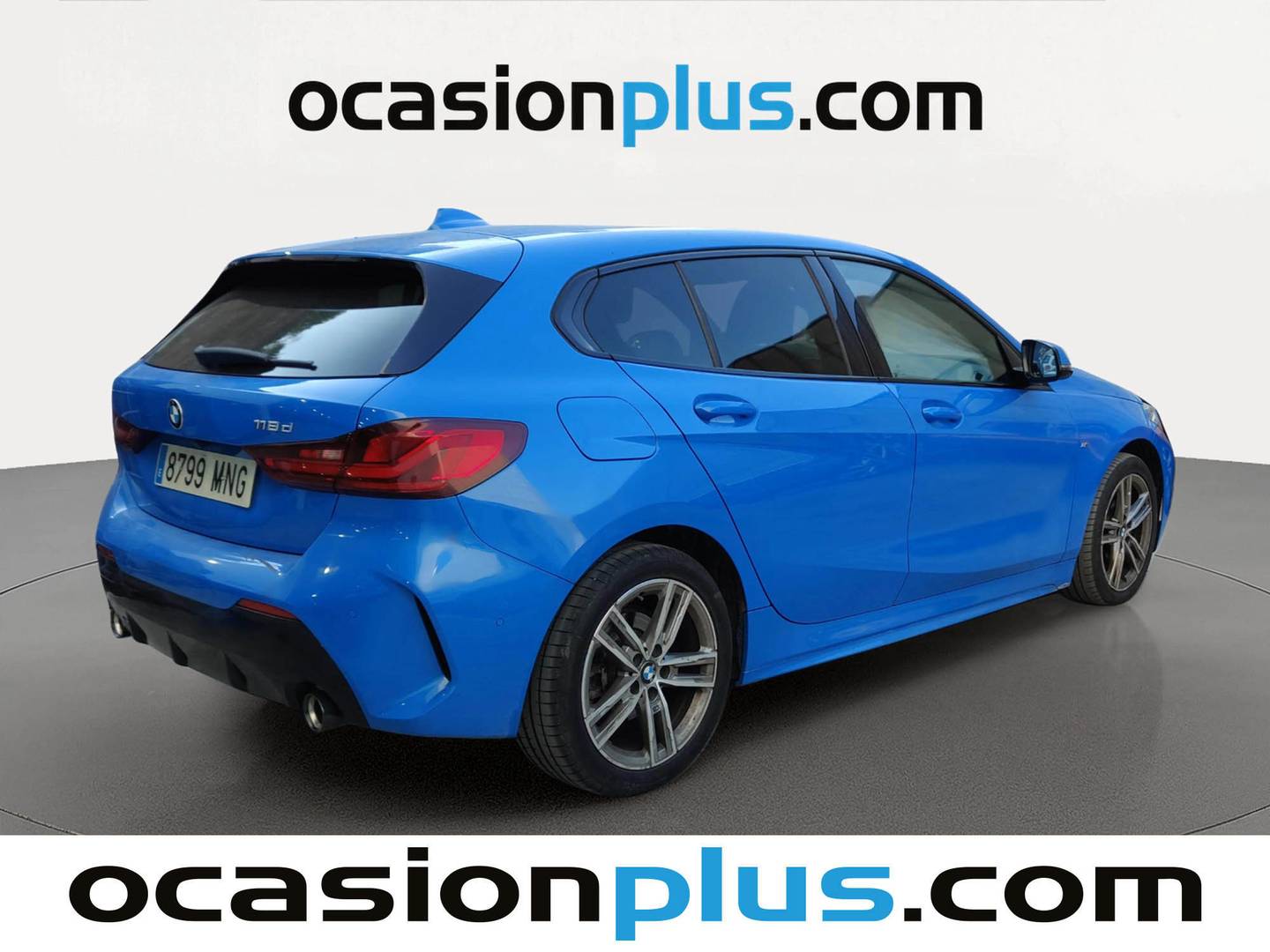 Foto trasera BMW Serie 1 BMW Serie 1 118d Business (150 CV) Pack M derecha
