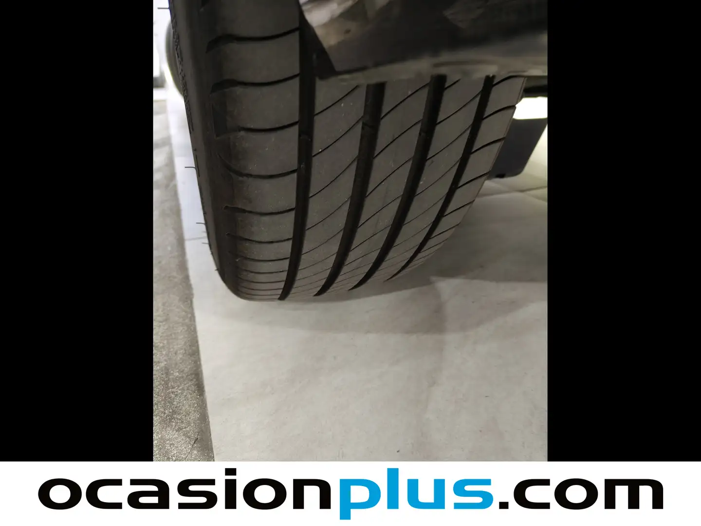 Foto Peugeot 308 Peugeot 308 Allure Hybrid eDCS6 (145 CV)