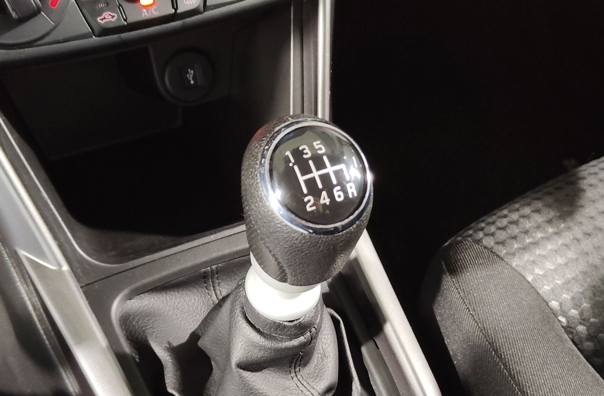 Suzuki S-Cross 1.4T Mild Hybrid S1 - foto 5