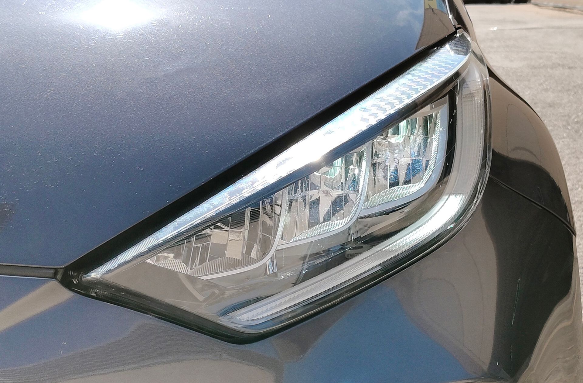 Toyota Yaris 120H Style - foto 12