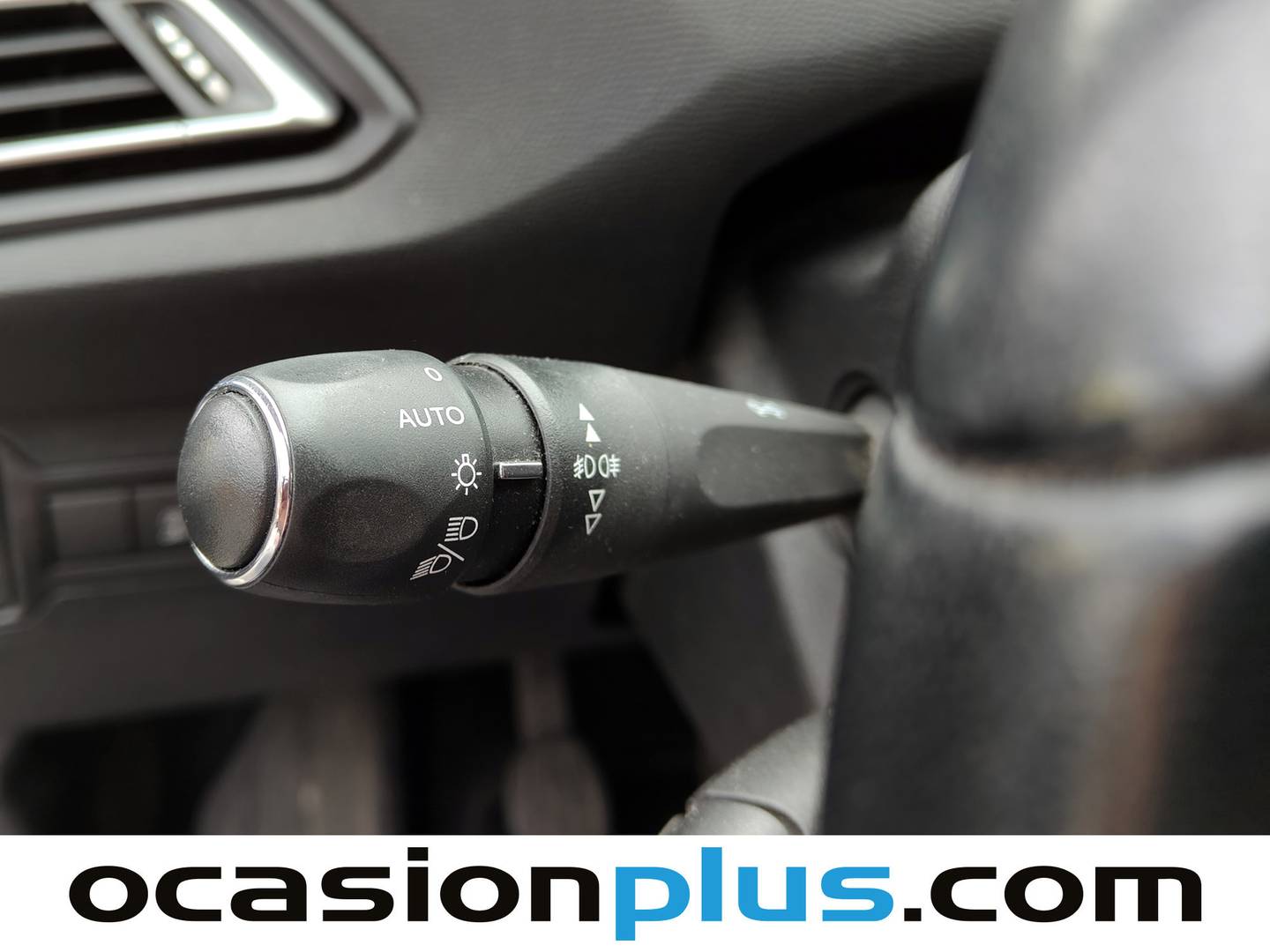 Foto Peugeot 308 Peugeot 308 Active Pack BlueHDi S&S (130 CV)