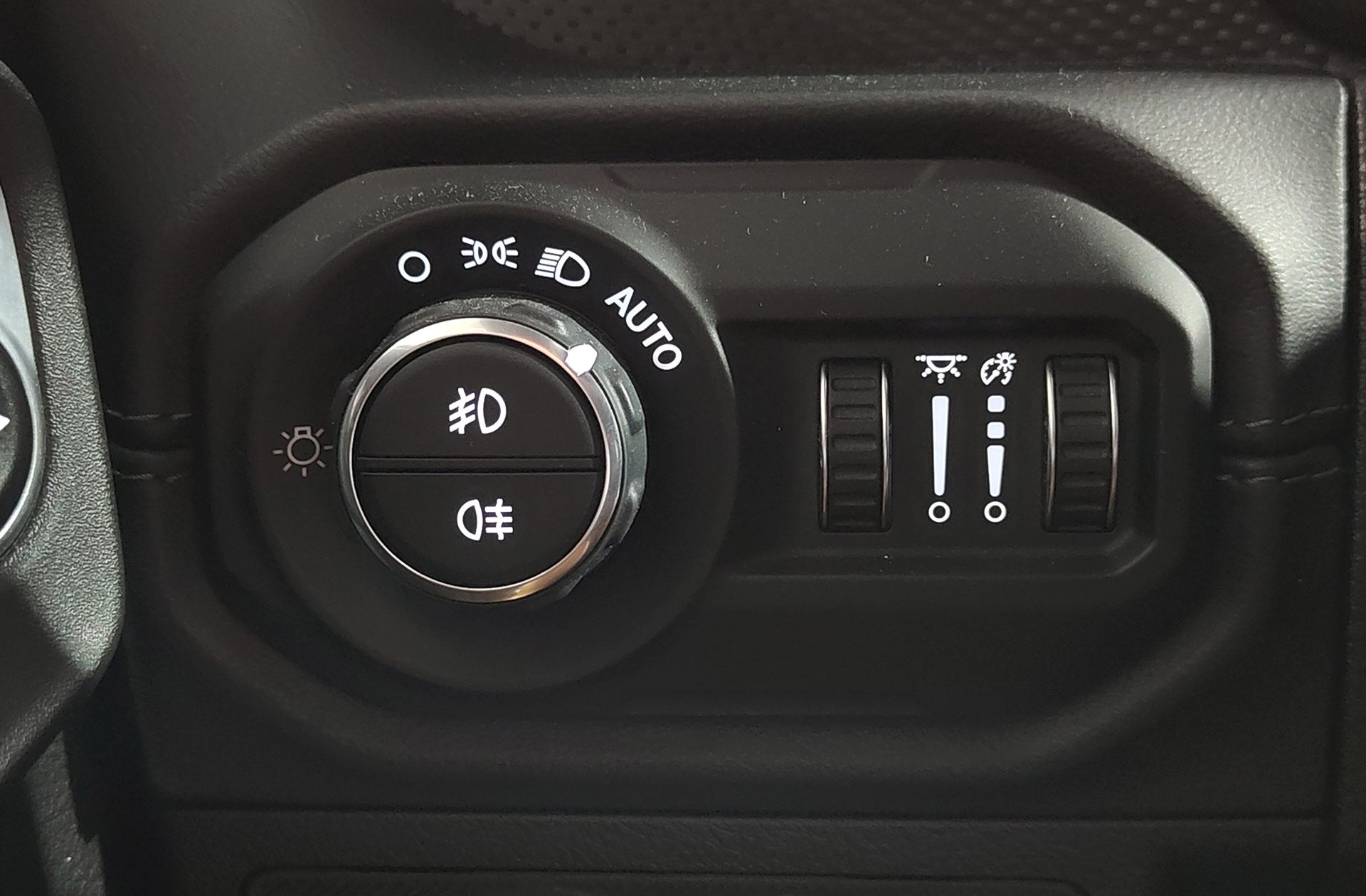 Jeep Wrangler 2.0T GME Rubicon 8ATX - foto 31