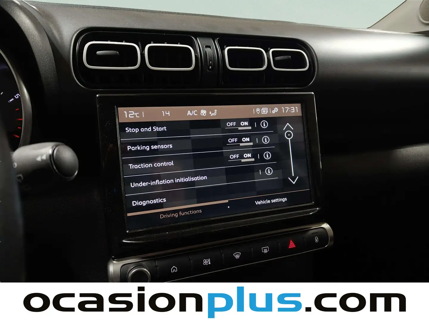 Foto Citroën C3 Aircross Citroen C3 Aircross PureTech 130 Shine Pack EAT6 (131 CV)