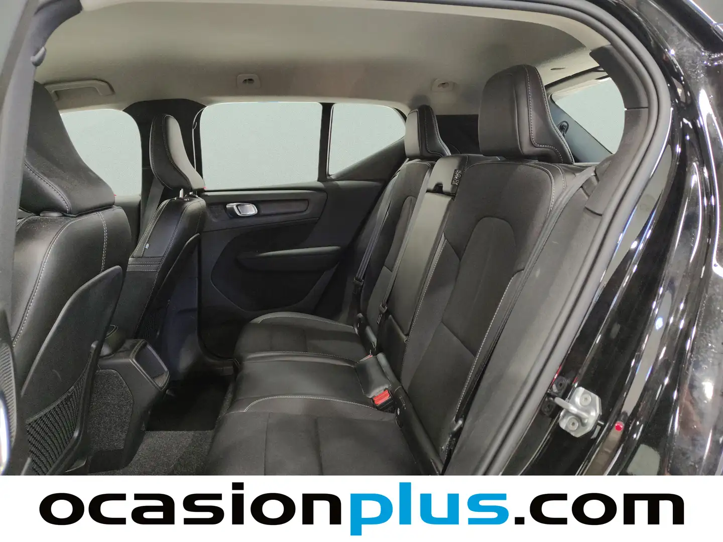 Foto Volvo XC40 Volvo XC40 T4 Momentum Auto (190 CV)