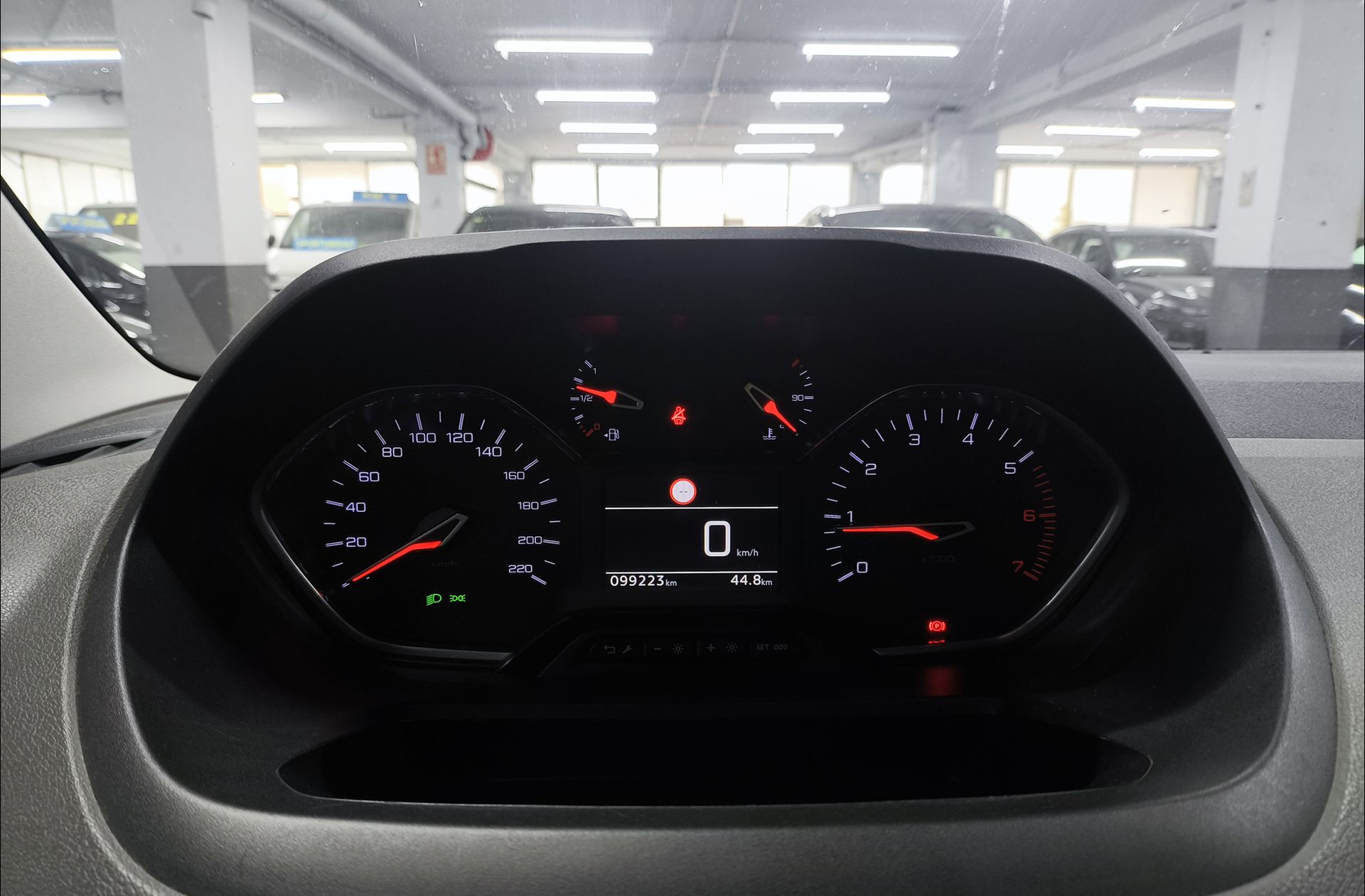 Peugeot Rifter BlueHDi 130 Active Standard - foto 21