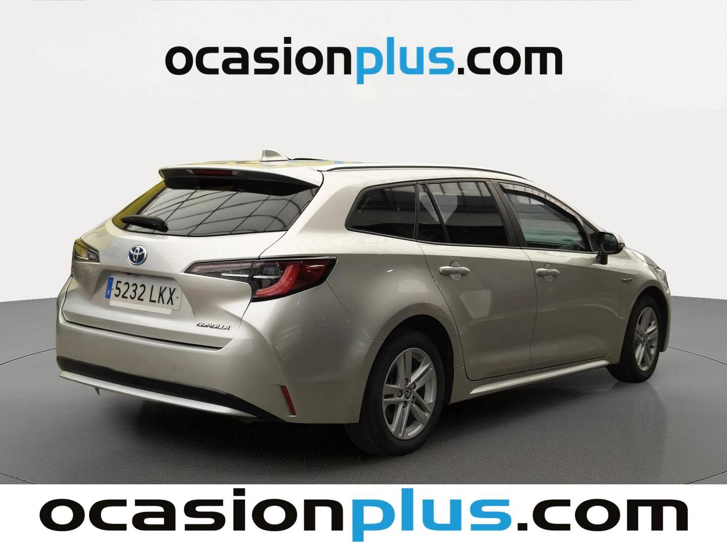 Foto trasera Toyota Corolla Toyota Corolla Touring Sports 125H Active Tech E-CVT (122 CV) derecha
