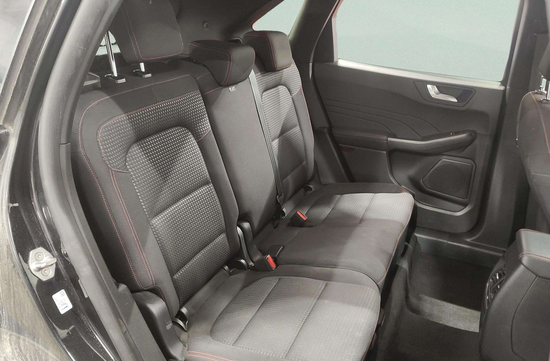 Ford Kuga 1.5 EcoBlue ST-Line - foto 16