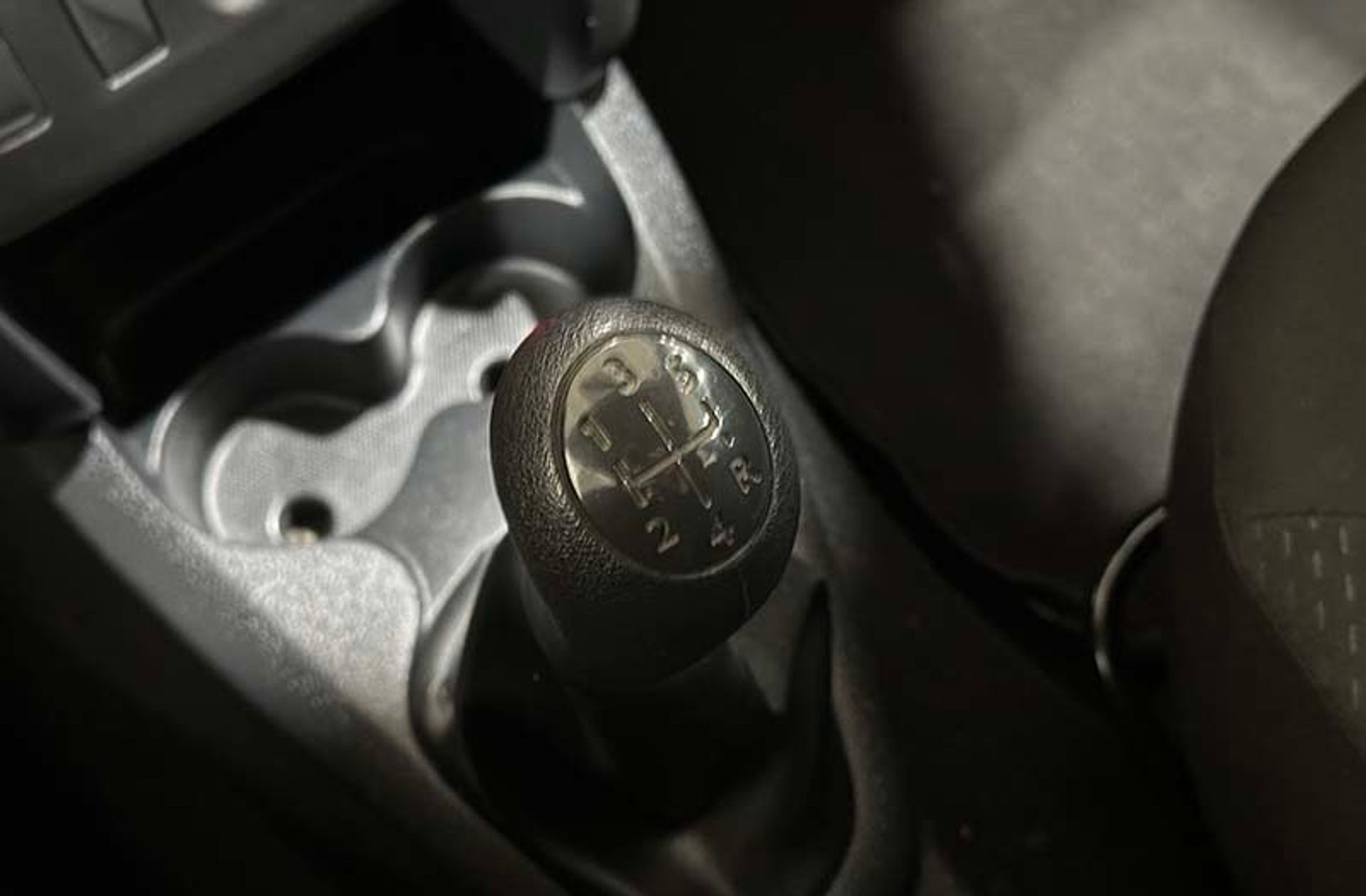 Dacia Logan Ambiance 1.0 - foto 5