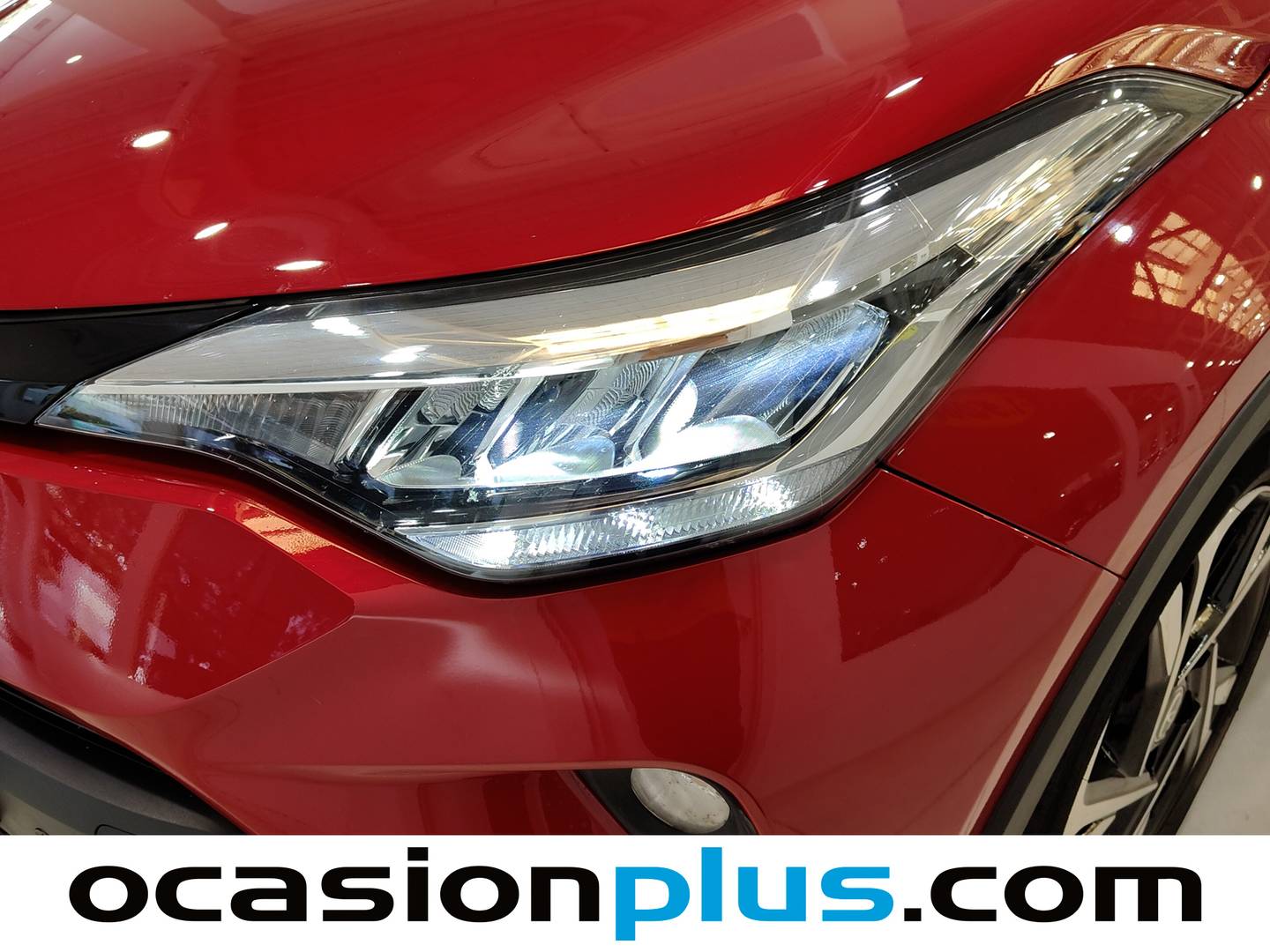Extras del Toyota C-HR Toyota C-HR 200H Advance (184 CV)