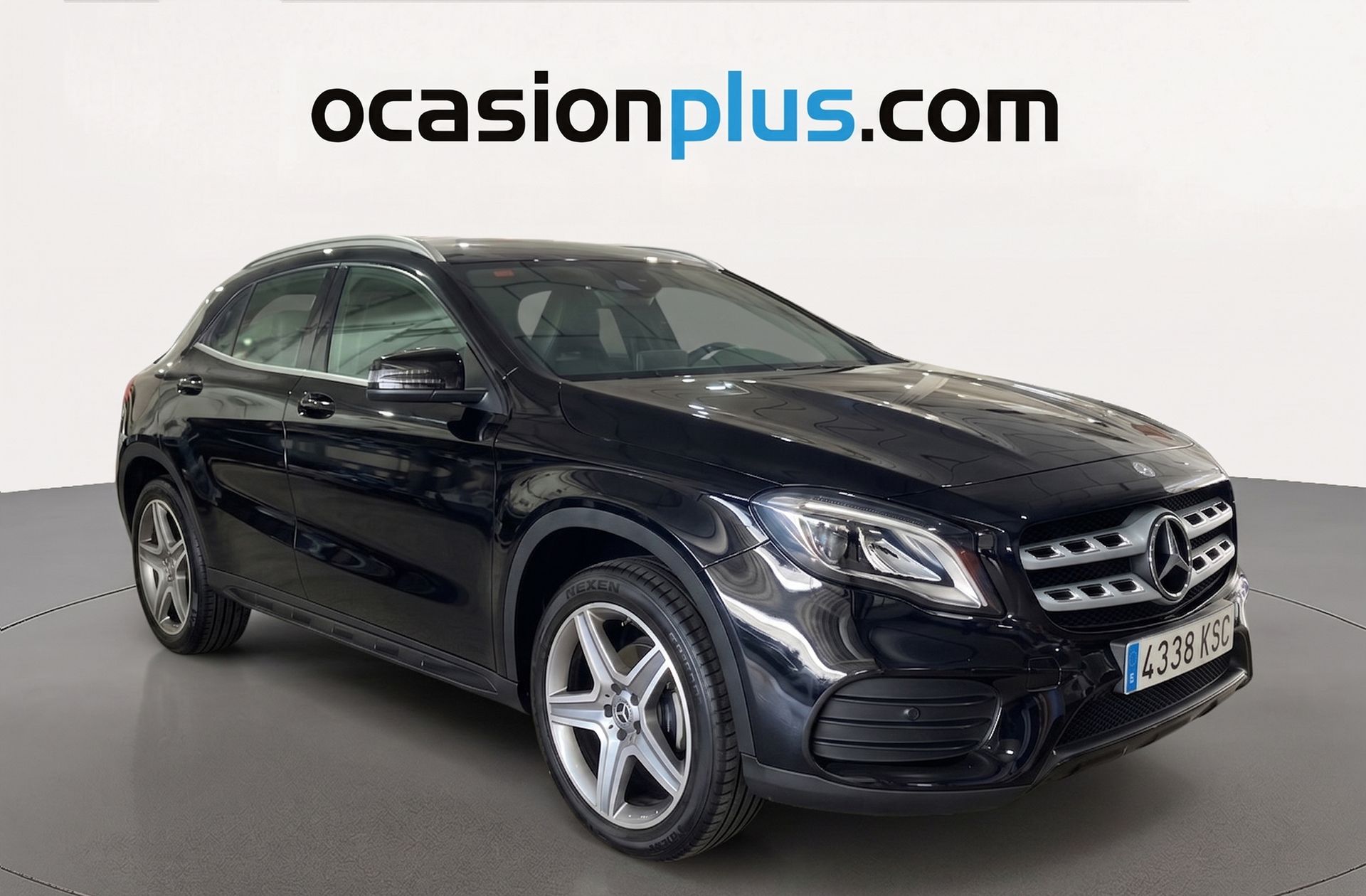 Mercedes-Benz GLA 180 Pack AMG - foto 2