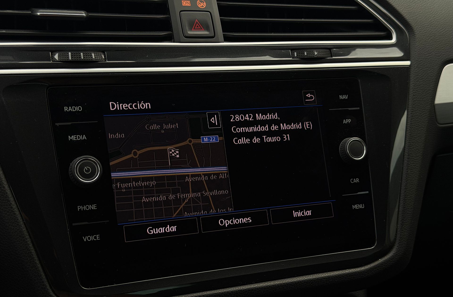 Volkswagen Tiguan Advance 1.5 TSI Pack R-line - foto 8