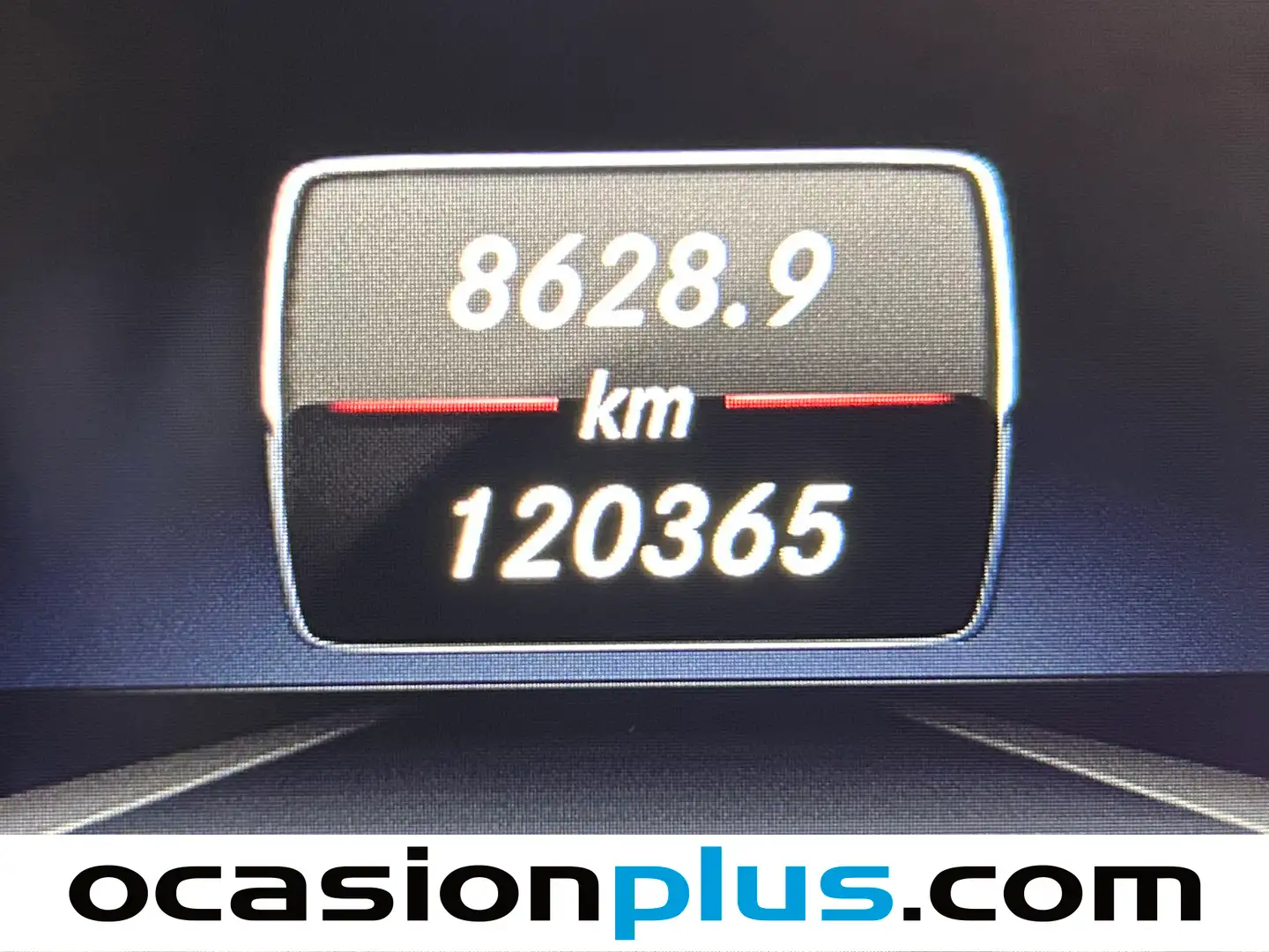 Foto Mercedes CLA Mercedes-Benz CLA Shooting Brake CLA 220 d Urban  (177 CV)