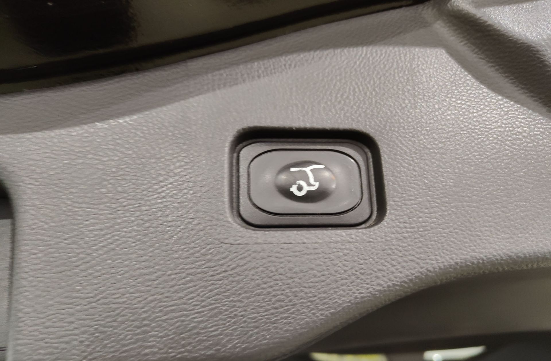 Ford Mondeo SportBreak 2.0 Híbrido Hev Titanium - foto 19