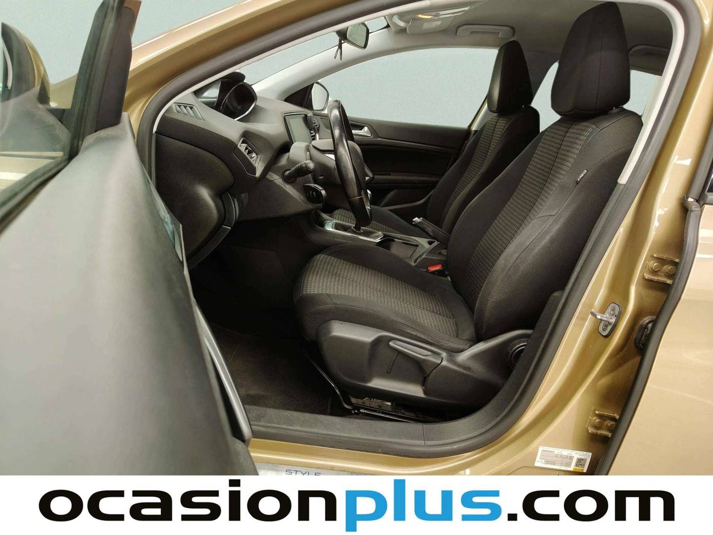 Foto asientos delanteros Peugeot 308 Peugeot 308 PureTech 130 S&S Style (130 CV)