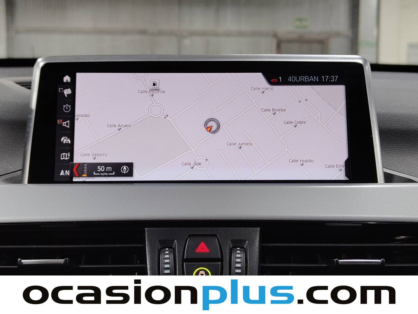 Extras y acabados del BMW X1 BMW X1 sDrive18i (136 CV)