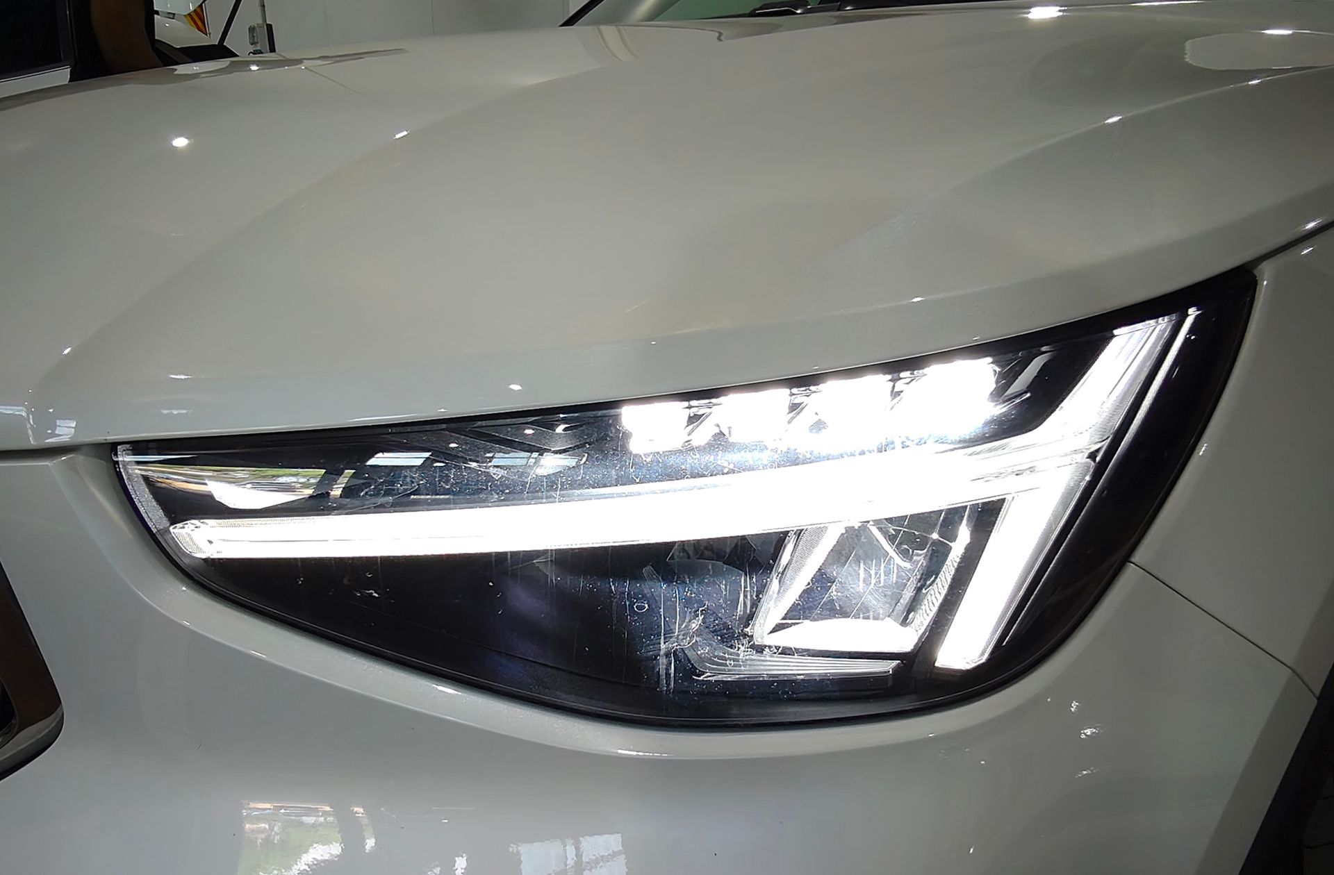 Volvo XC40 B3 Gasolina Mild hybrid Core - foto 14