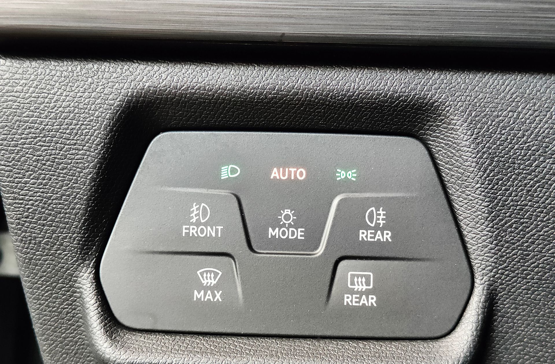 Cupra Formentor 1.4 e-Hybrid DSG - foto 28