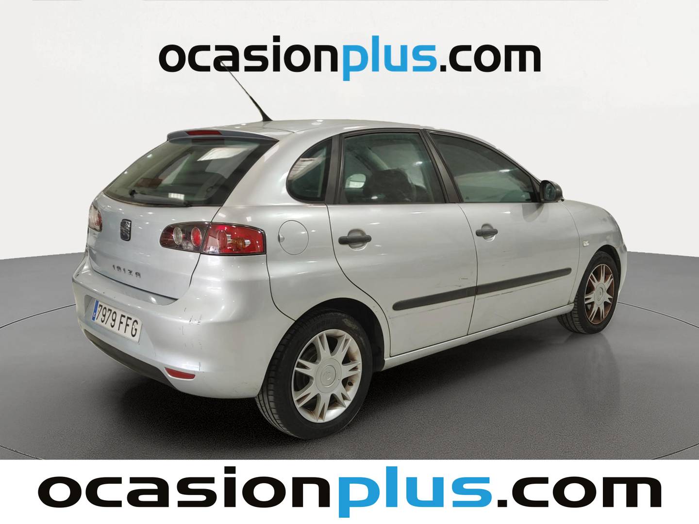 Foto trasera Seat Ibiza SEAT Ibiza 1.4 TDI Reference (70 CV) izquierda