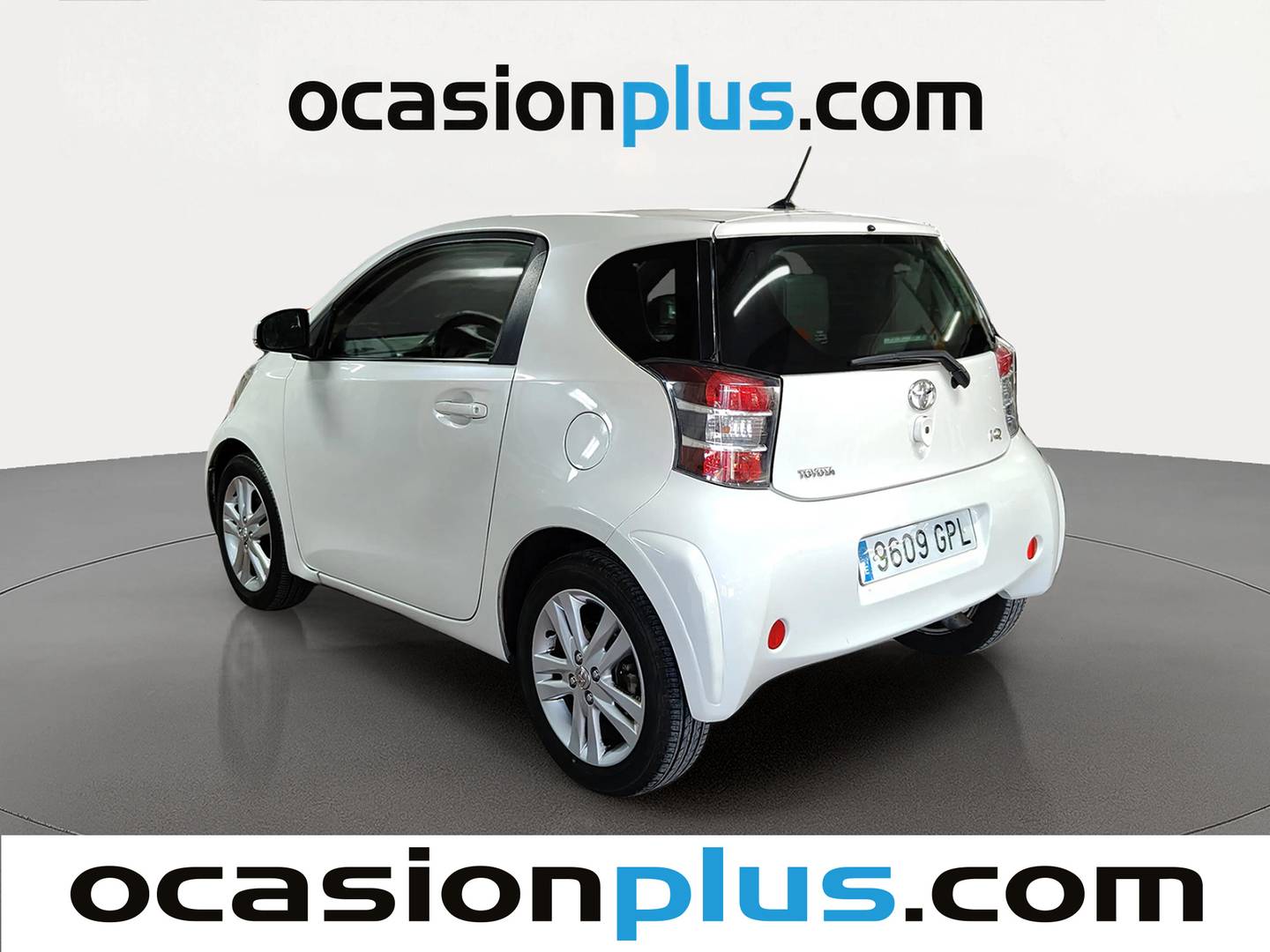 Foto trasera Toyota iQ Toyota IQ iQ2 1.33 Stop Start (99 CV) izquierda