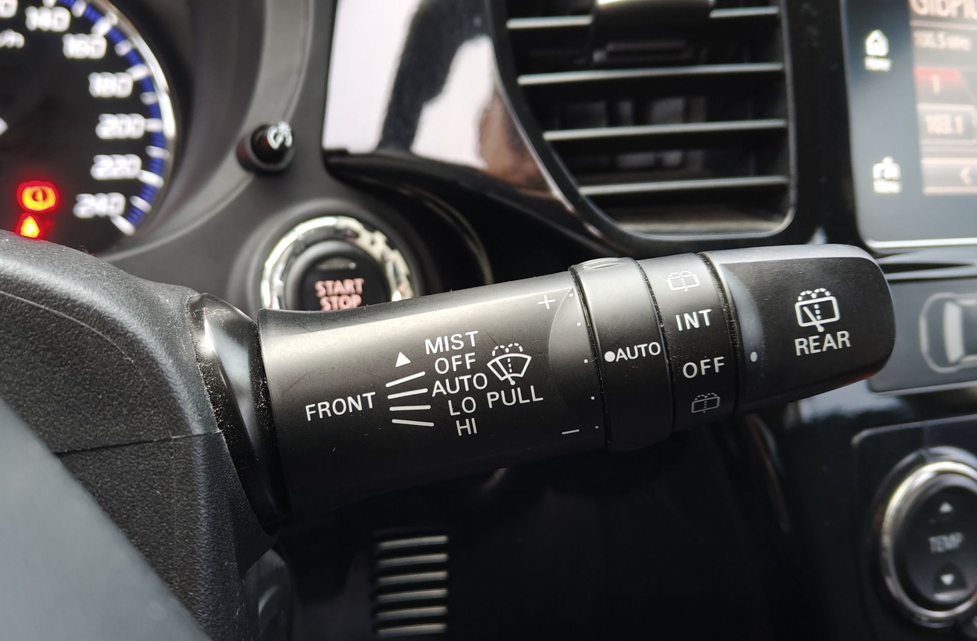 Mitsubishi Outlander 220 DI-D Motion 2WD - foto 24