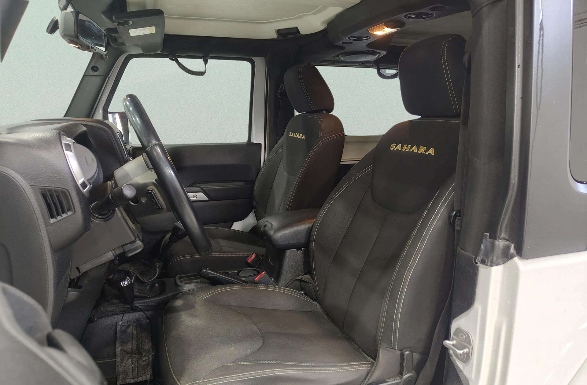 Jeep Wrangler 2.8 CRD Sahara - foto 9
