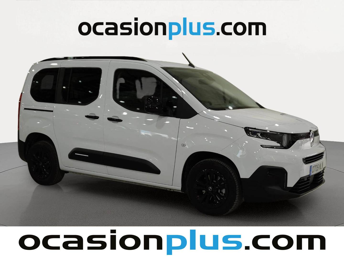 Foto delantera Citroën Berlingo Citroën Berlingo BlueHDi 100 S&S Plus Talla M (100 CV) derecha